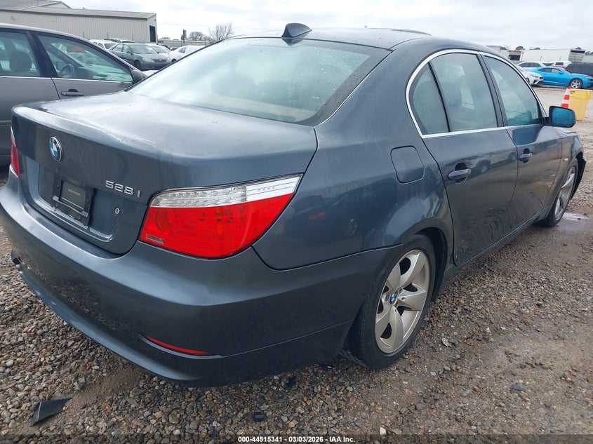 2008 BMW 528I