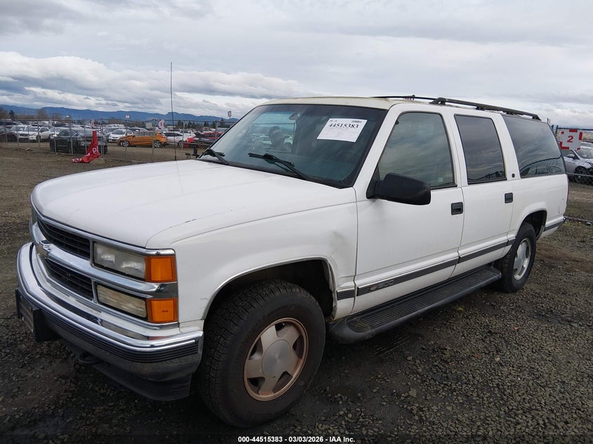 1999 Chevrolet Suburban 1500 Lt