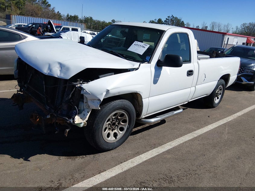 2005 GMC Sierra 1500 Work Truck