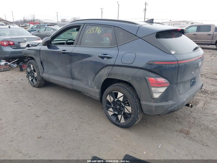2024 HYUNDAI KONA auction photo 3