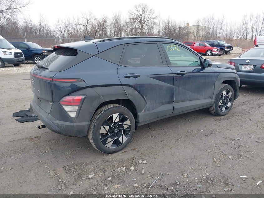 2024 HYUNDAI KONA auction photo 4