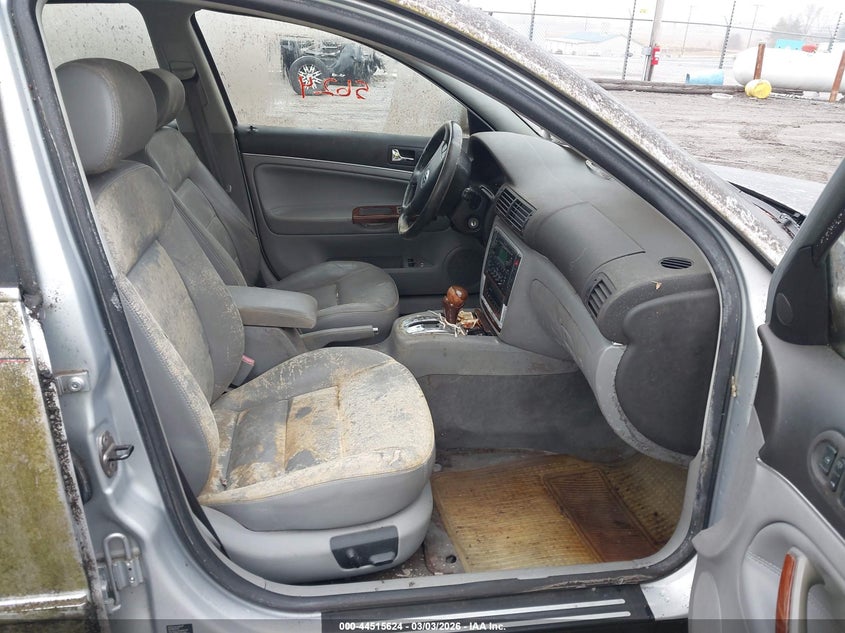 2003 Volkswagen Passat W8