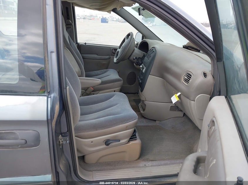 2002 Dodge Caravan Se