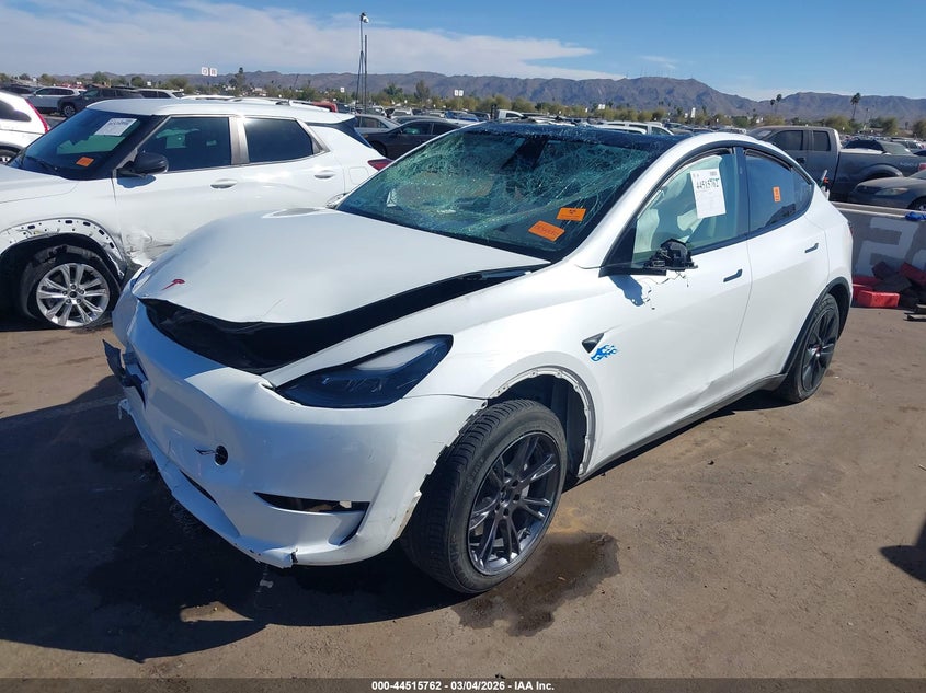 2024 Tesla Model Y Long Range Dual Motor All-Wheel Drive