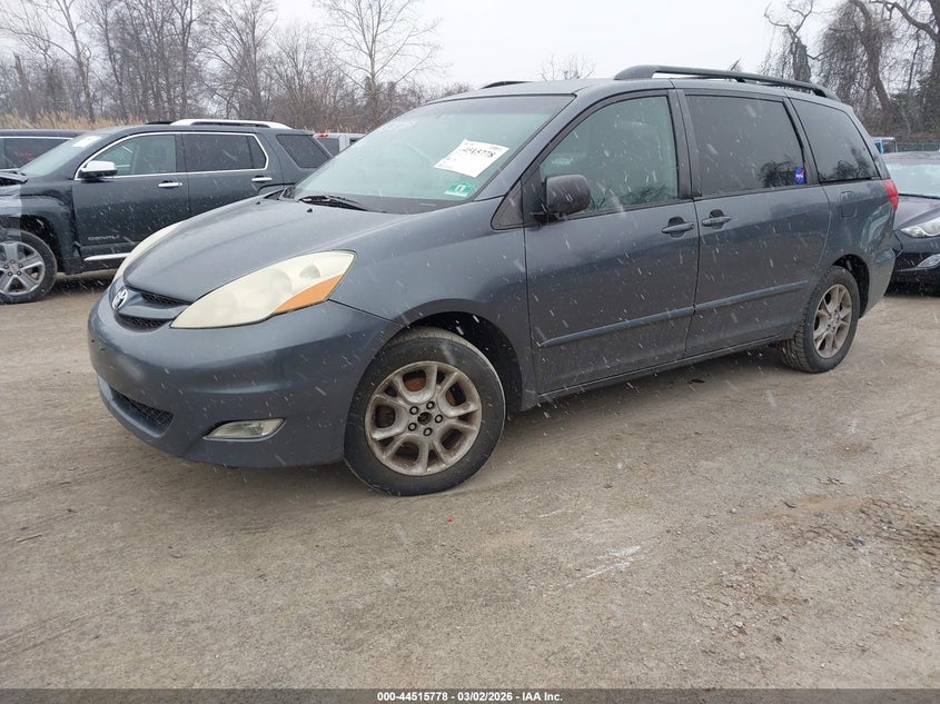 2006 Toyota Sienna Xle