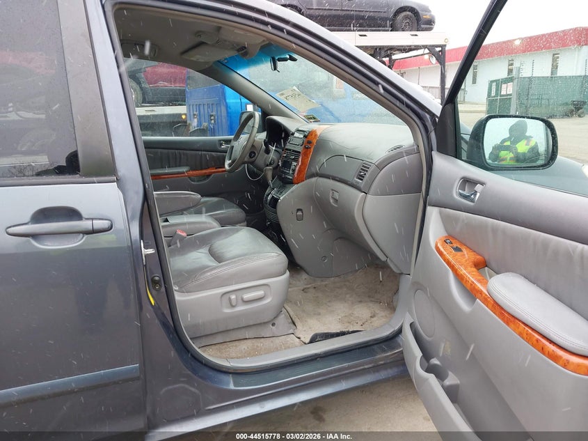 2006 Toyota Sienna Xle