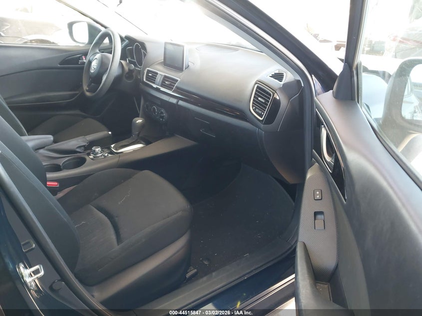 2015 Mazda Mazda3 I Sport