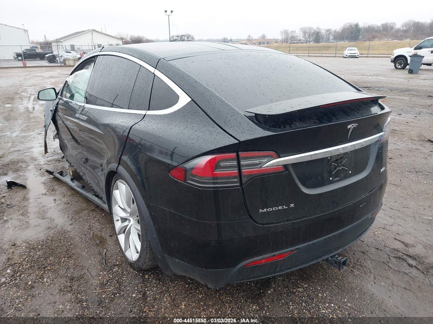 Vin: 5yjxcae20hf055308, lot: 45012611, tesla model x 20173