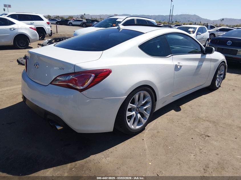 2013 Hyundai Genesis 2.0T Premium