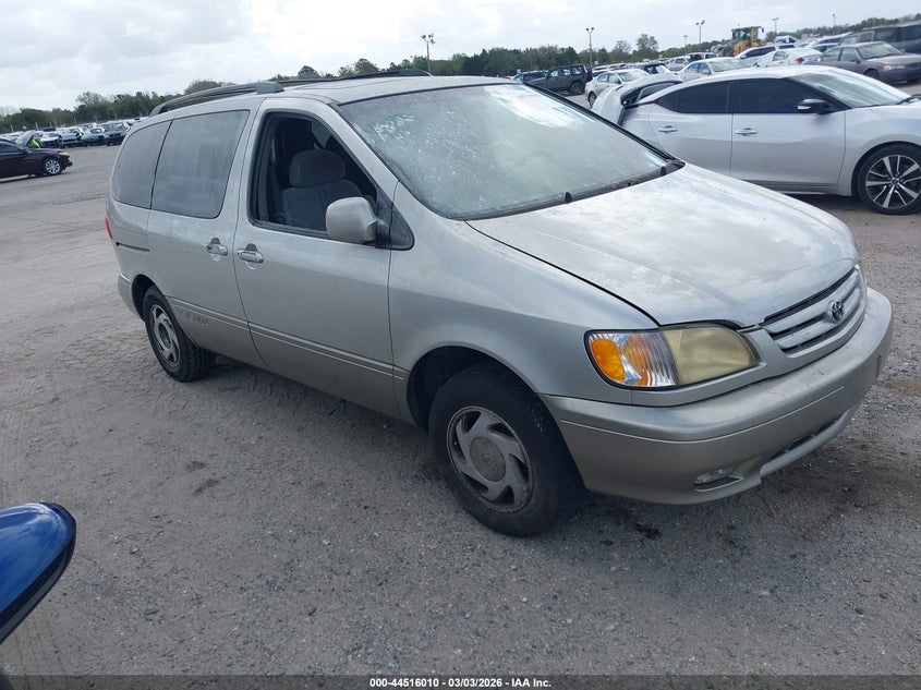 2002 Toyota Sienna Xle