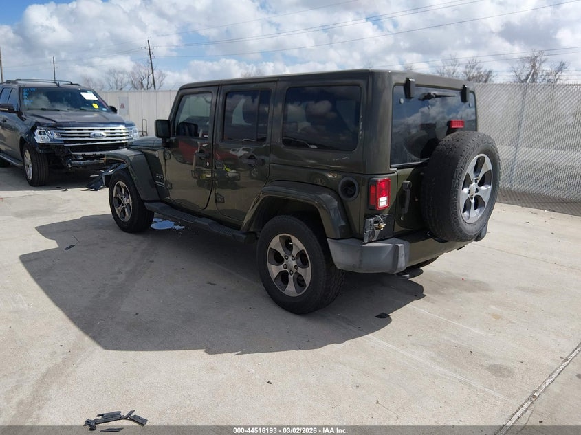 2016 Jeep Wrangler Unlimited Sahara