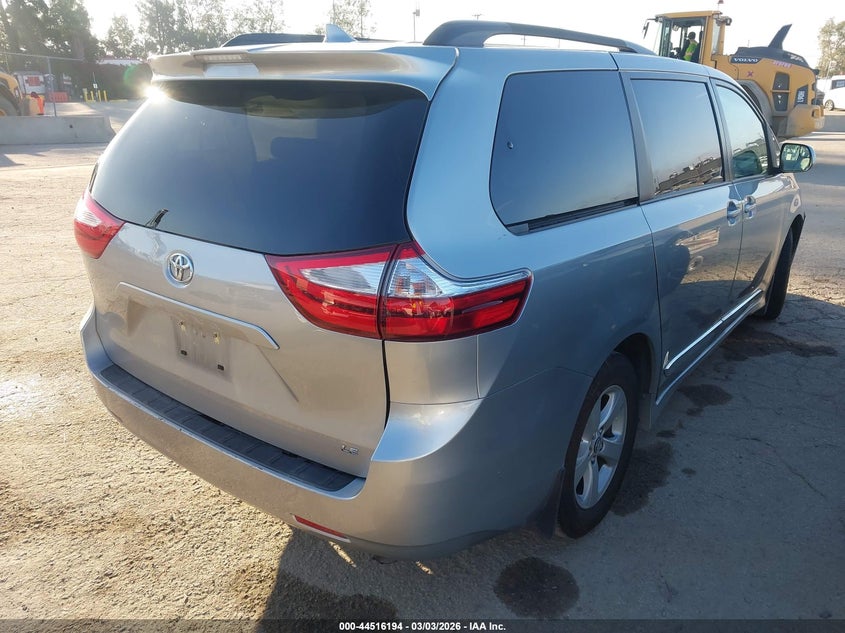 2019 Toyota Sienna Le 8 Passenger