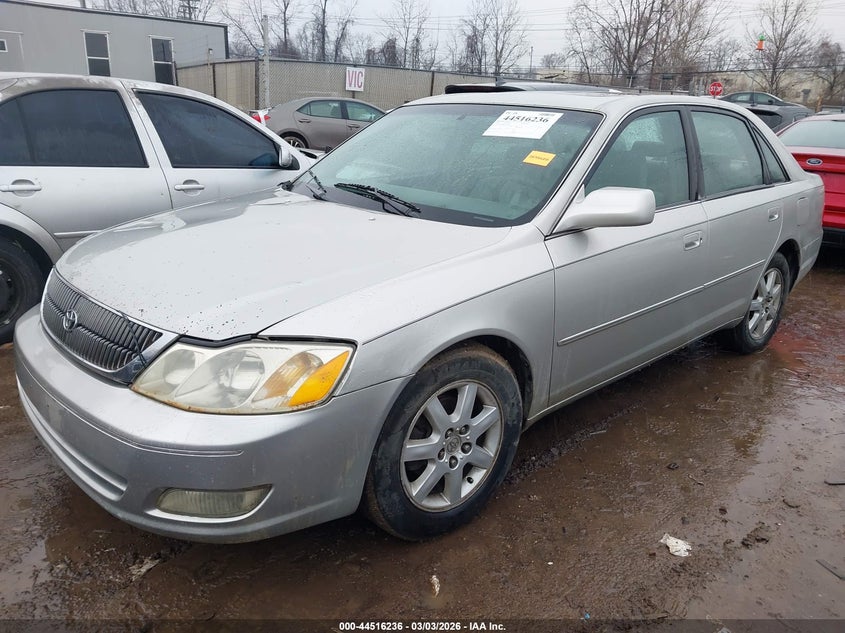 2001 Toyota Avalon Xls
