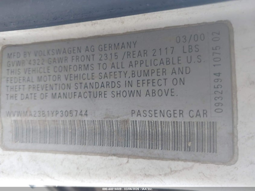 2000 Volkswagen Passat Gls VIN: WVWMA23B1YP305744 Lot: 44516509