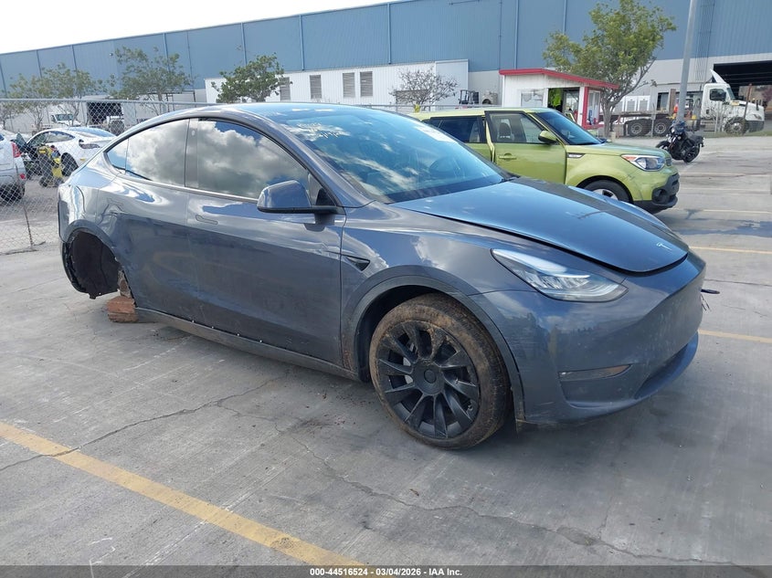 2023 Tesla Model Y Awd/Long Range Dual Motor All-Wheel Drive