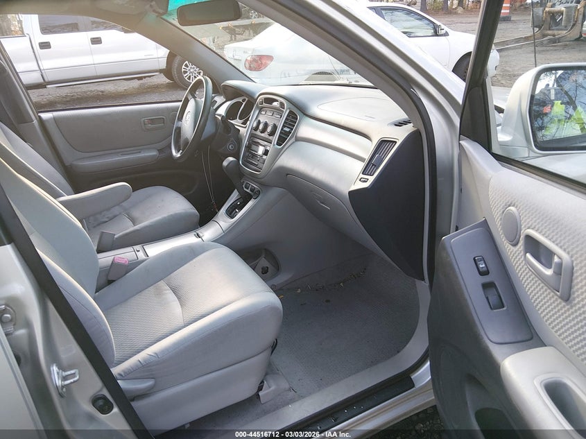 2005 Toyota Highlander V6