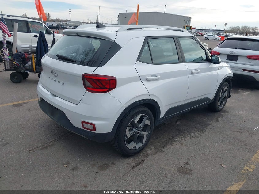 2021 Hyundai Venue Sel