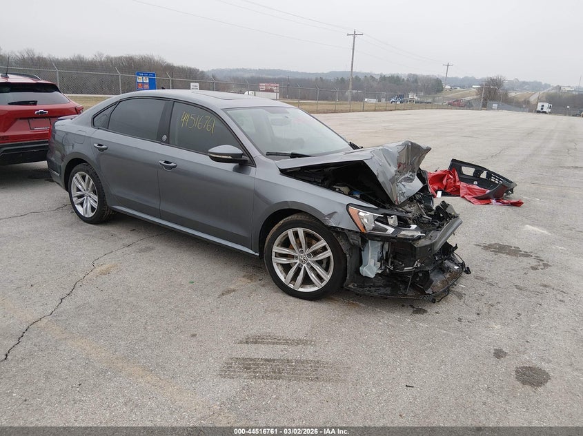 2019 Volkswagen Passat 2.0T Wolfsburg Edition