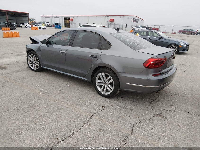 2019 Volkswagen Passat 2.0T Wolfsburg Edition