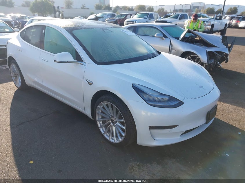 2020 Tesla Model 3 Standard Range Plus Rear-Wheel Drive/Standard Range Rear-Wheel Drive