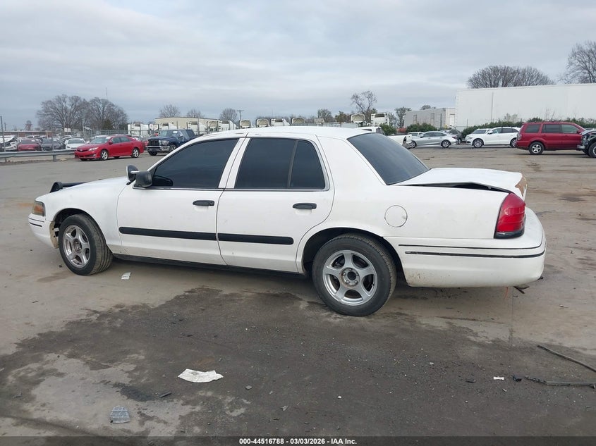 2008 Ford Crown Victoria Police/Police Interceptor VIN: 2FAFP71V08X180561 Lot: 44516788