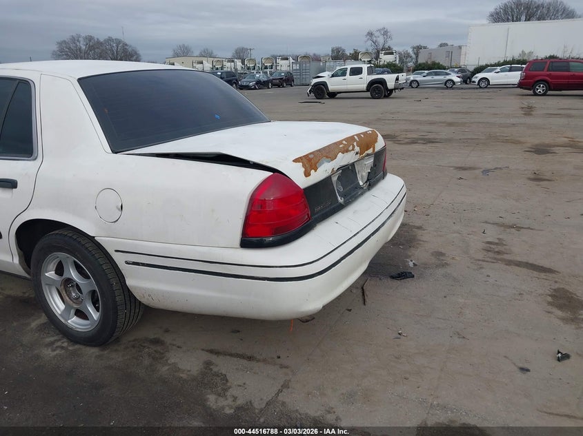 2008 Ford Crown Victoria Police/Police Interceptor VIN: 2FAFP71V08X180561 Lot: 44516788