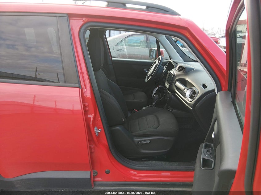 2019 Jeep Renegade Latitude Fwd