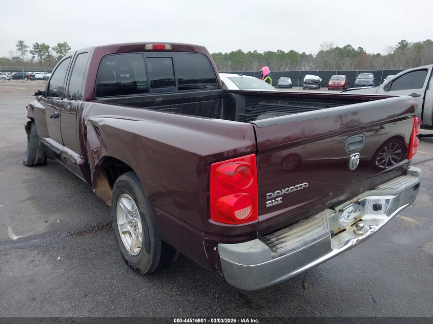 2005 Dodge Dakota Slt