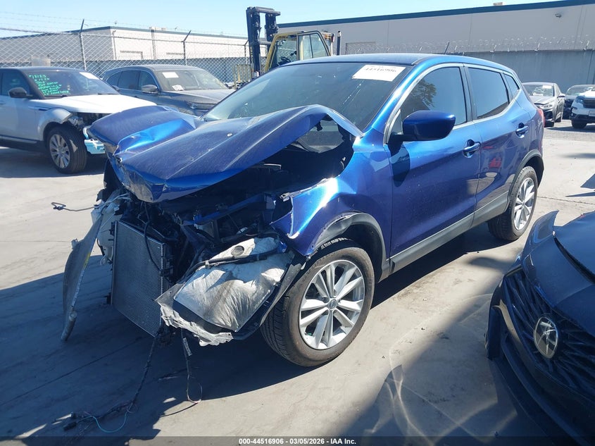 2017 Nissan Rogue Sport S
