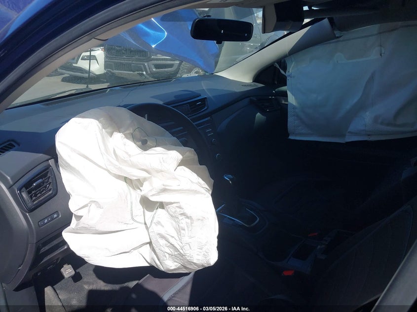 2017 Nissan Rogue Sport S