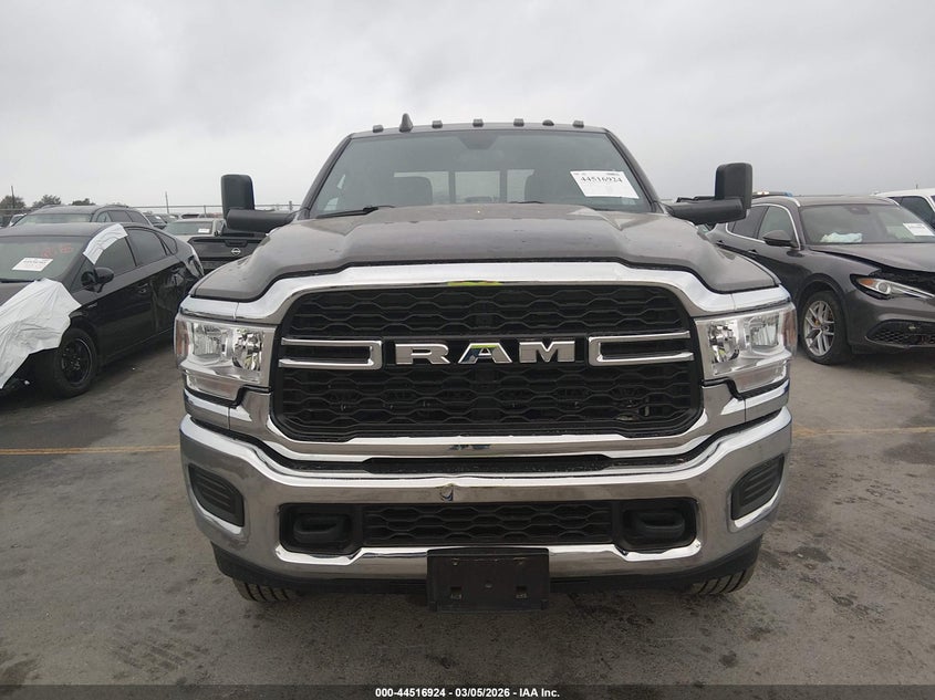 2022 Ram 2500 Tradesman 4X4 6'4 Box VIN: 3C6UR5CL2NG393018 Lot: 44516924