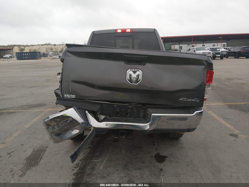 2022 Ram 2500 Tradesman 4X4 6'4 Box VIN: 3C6UR5CL2NG393018 Lot: 44516924