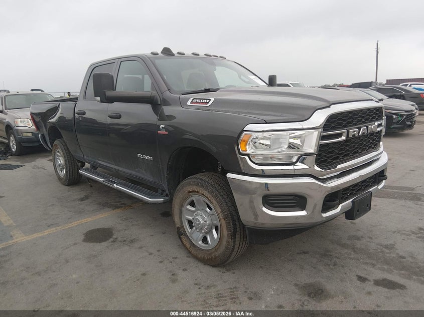 2022 Ram 2500 Tradesman 4X4 6'4 Box