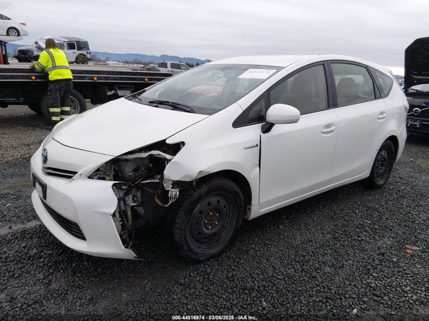 2013 Toyota Prius V Three