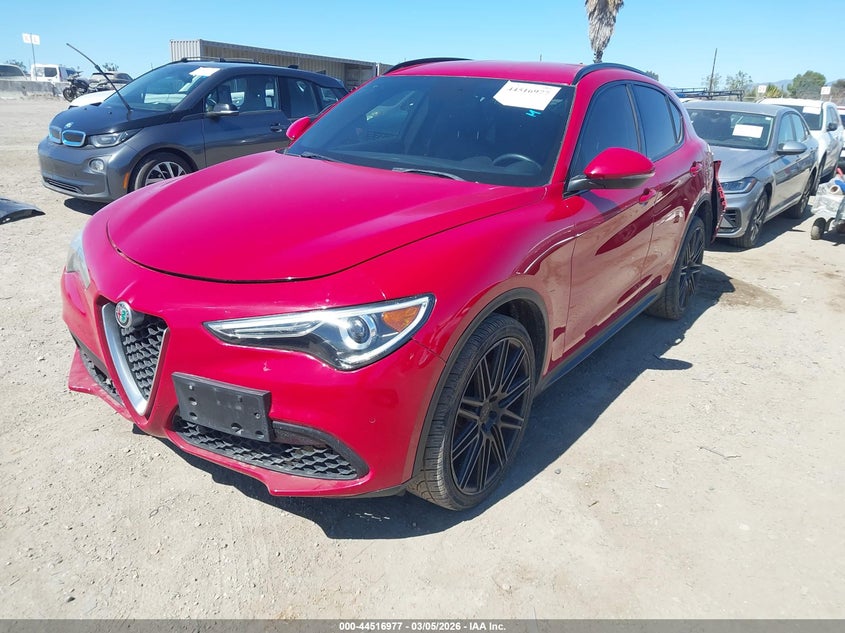 2018 Alfa Romeo Stelvio Ti Sport Awd