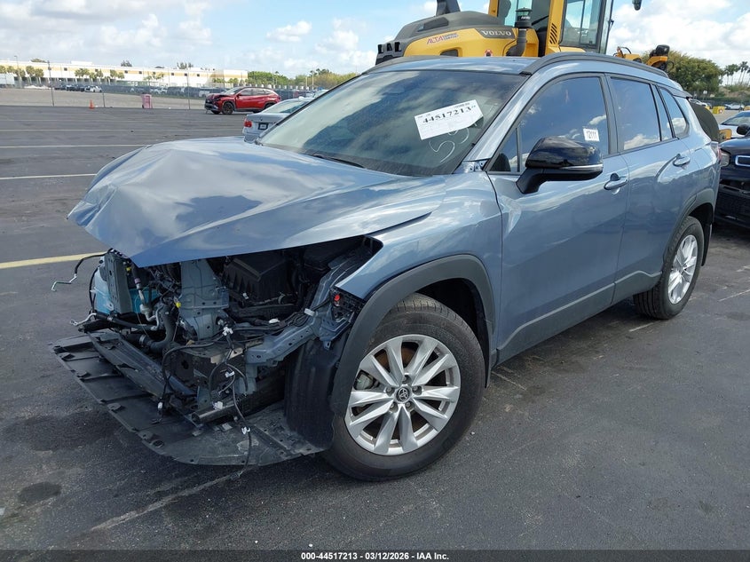 2025 Toyota Corolla Cross Le