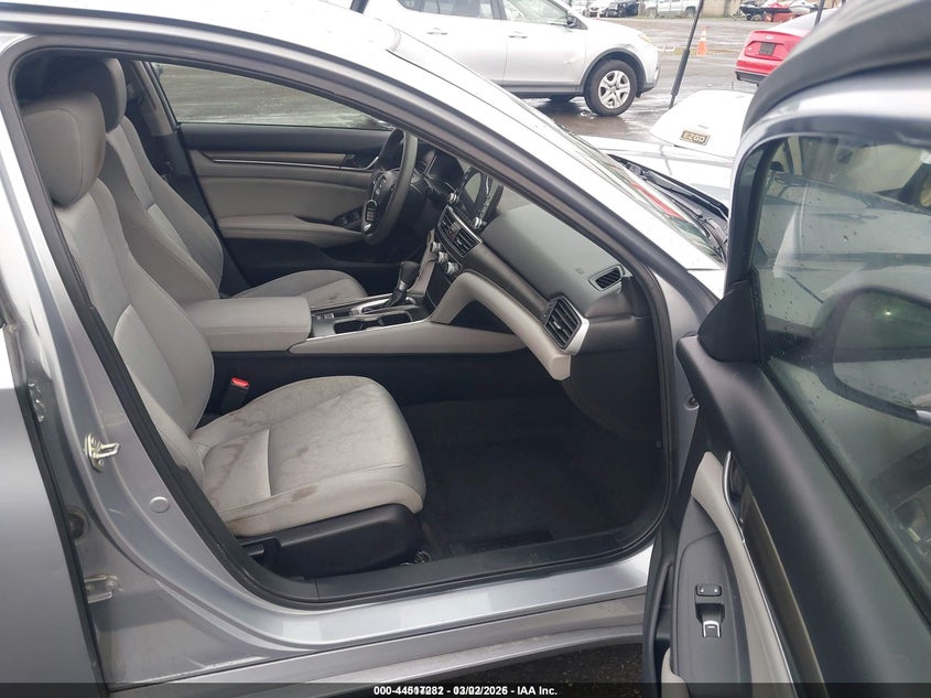 VIN 1HGCV1F12KA161260 2019 HONDA ACCORD LX
