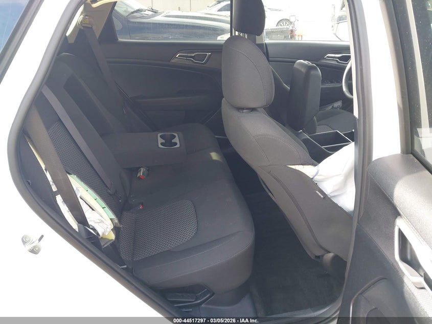 2025 KIA SPORTAGE HYBRID auction photo 8