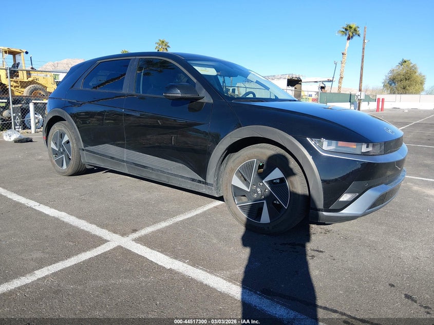 7YAKM4DA8SY013759 HYUNDAI IONIQ 5 Photo 1