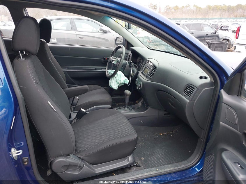 2011 Hyundai Accent Gs