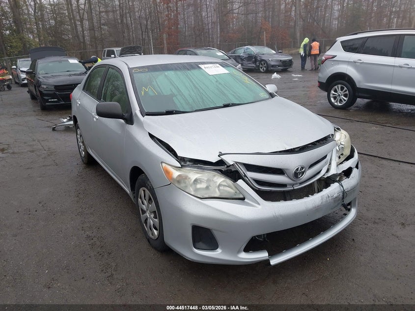 TOYOTA COROLLA 2011. Lot# 44517448. VIN JTDBU4EE7B9152879. Photo 1