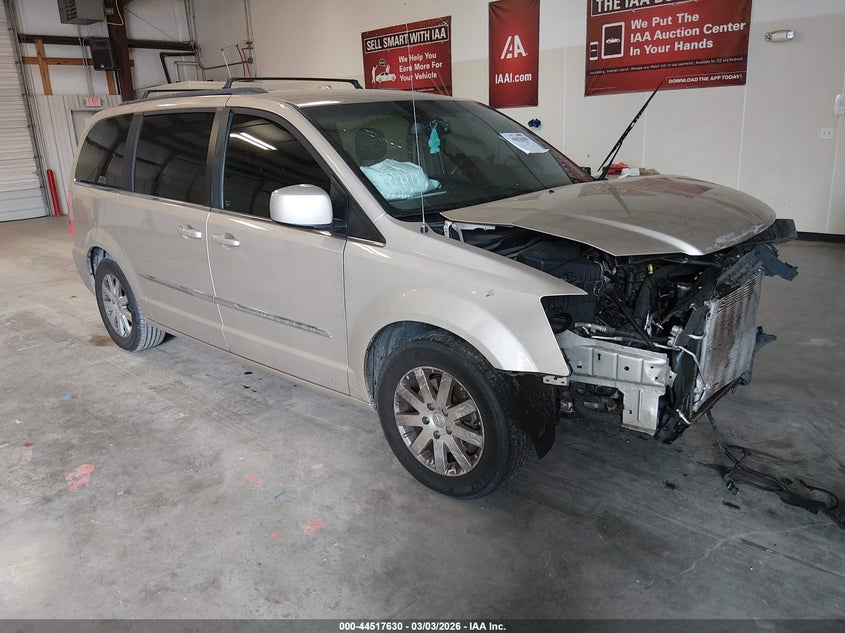 2015 Chrysler Town & Country Touring