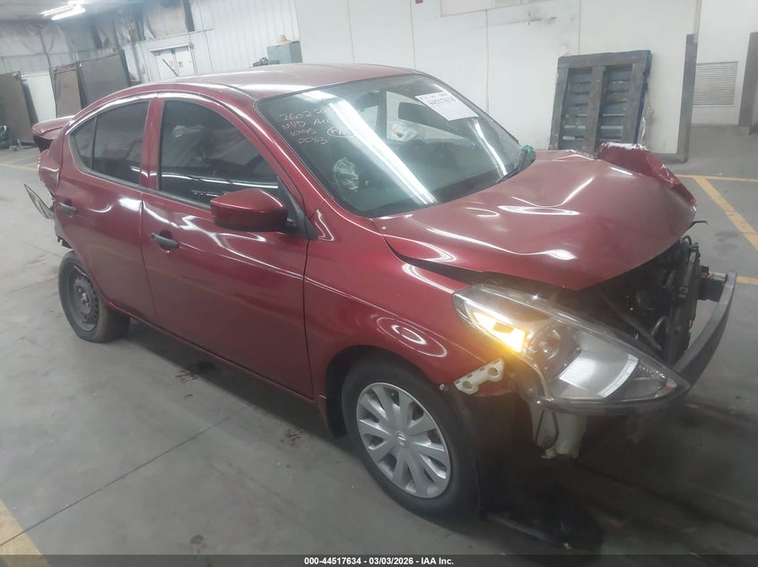 2018 Nissan Versa 1.6 S+