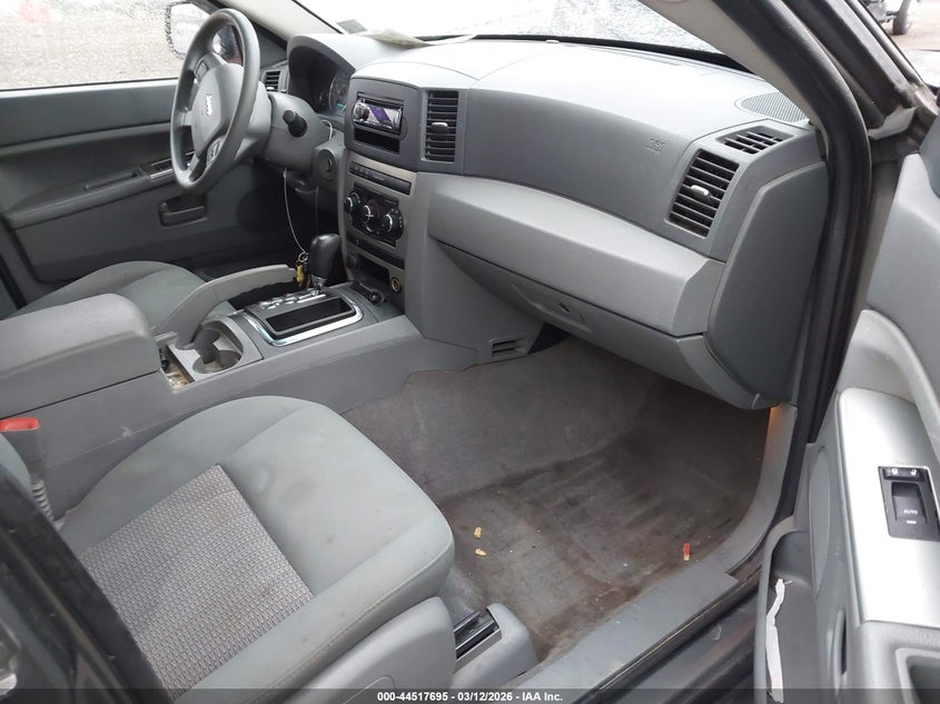 2007 Jeep Grand Cherokee Laredo