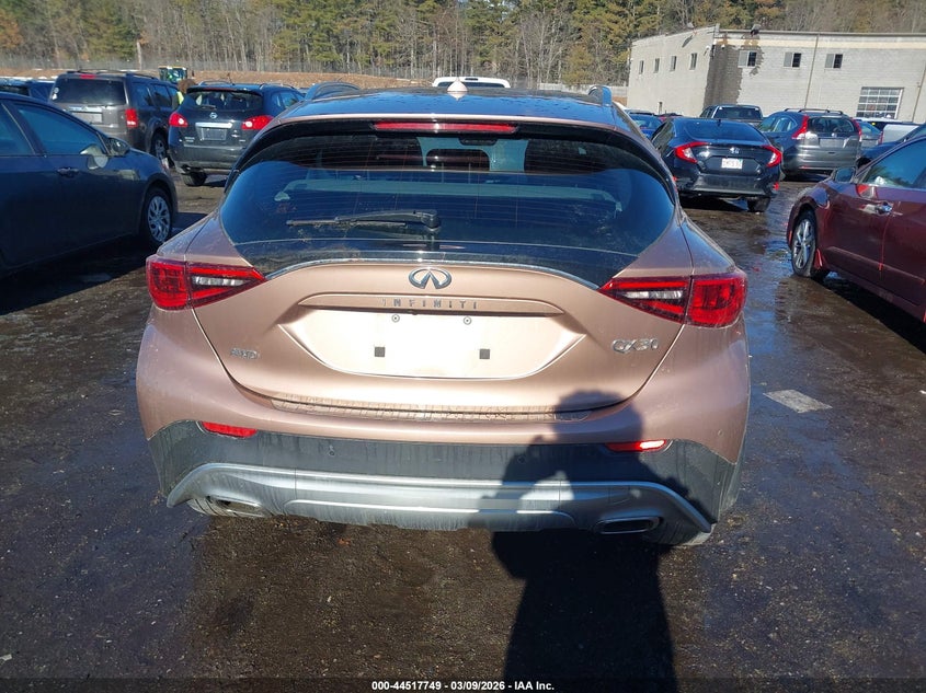 2018 Infiniti Qx30 Premium VIN: SJKCH5CR1JA053117 Lot: 44517749