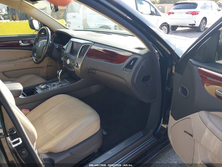 2013 Hyundai Equus Signature