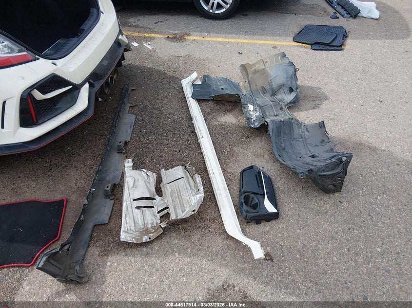 2020 Honda Civic Type R Touring VIN: SHHFK8G75LU200334 Lot: 44517914