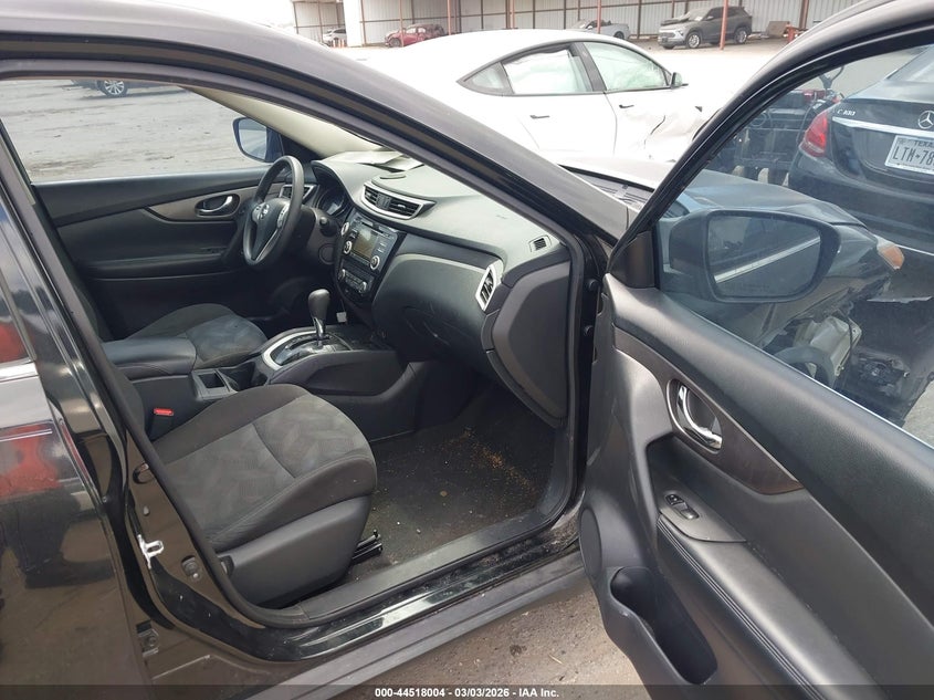 2016 Nissan Rogue Sv