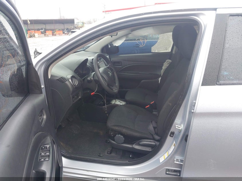 2024 Mitsubishi Mirage G4 Le