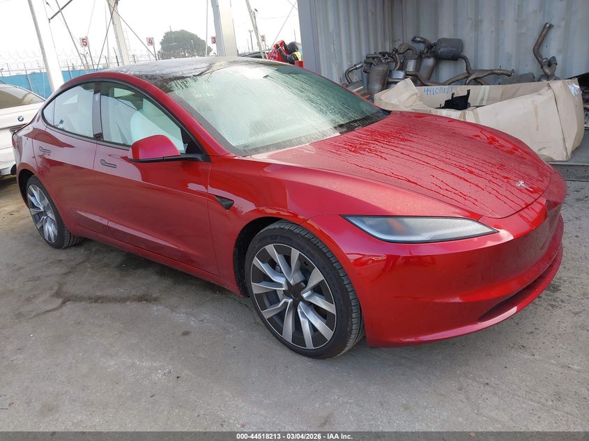 2025 Tesla Model 3 Long Range Rear-Wheel Drive/Standard Rear-Wheel Drive